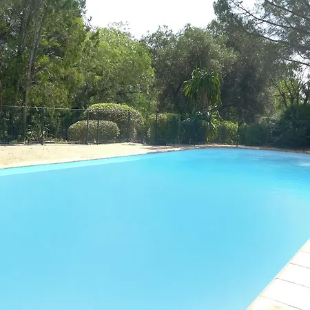 아파트 Les Mas Du Sud By Interhome